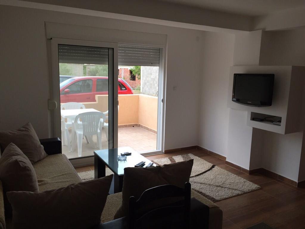 Ceka Apartments ウルツィニ エクステリア 写真